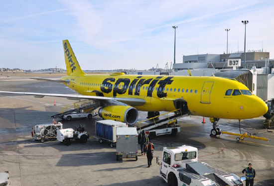 Spirit Airlines 发出警示：重组后需求疲弱、流动性约束趋紧