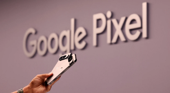 谷歌发布Pixel 10不是为了手机，而是策略性的AI玩法