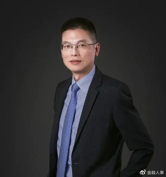 原中加基金董事长夏英加盟华宝基金